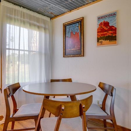 Delightful Carmine Studio On Farm Near Round Top! Exterior foto